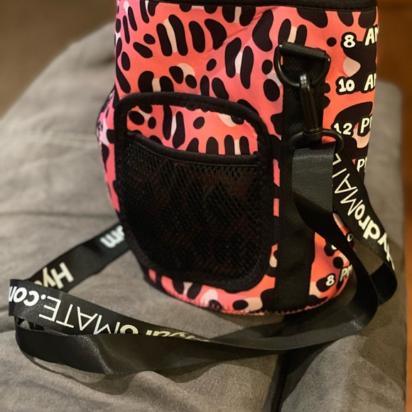 HydroMate Sleeve 1/2 Gallon - Picture 2 of 2